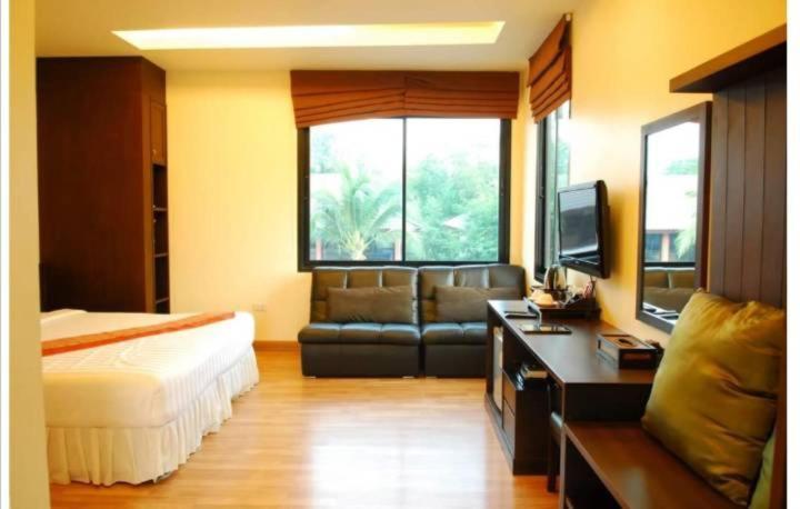 Monsane River Kwai Resort Kanchanaburi Exteriér fotografie